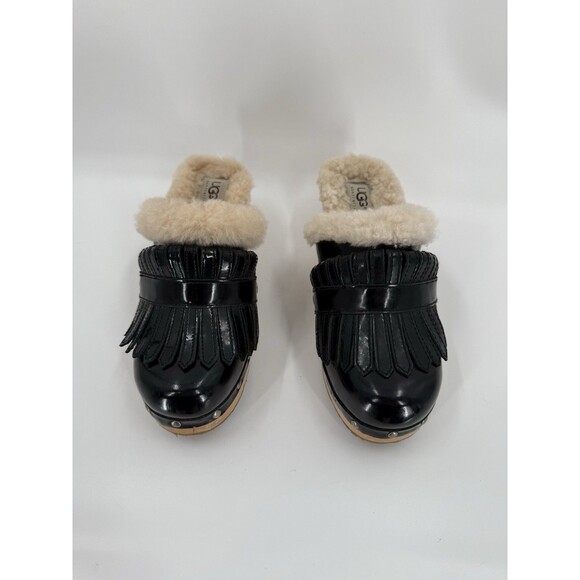 UGG Black Patent Leather Kiltie Clog With Detatchable Fringe Size 7 Rare - Picture 2 of 15